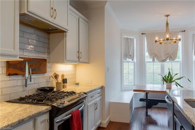 OPEN HOUSE SUN. 7/19 2-4PM! Stunning 4 bedroom, 3 full bath home - photo 8