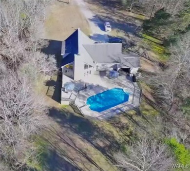 This stunning two-story brick home offers 4 spacious bedrooms - photo 48