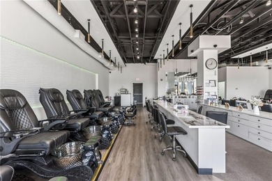 Excellent opportunity for an owner-user or investor seeking a - photo 49