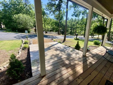 Come home and enjoy the beauty and serenity this beautiful home - photo 2