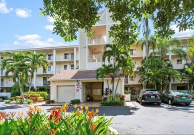 Lake Condo For Sale in Delray Beach, Florida