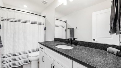Welcome to an exceptional residence in the highly sought-after - photo 22