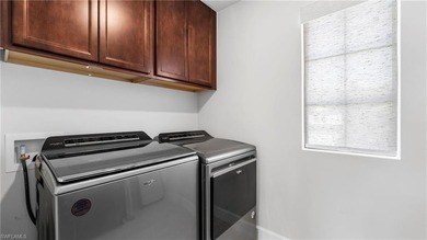 Welcome to an exceptional residence in the highly sought-after - photo 26