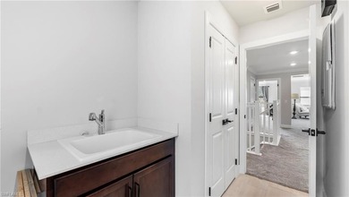 Welcome to an exceptional residence in the highly sought-after - photo 27