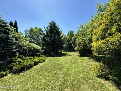 A PRIVATE 115.72 ACRE LAND RESERVE WITH 30 ACRES OVERLOOKING A - photo 31