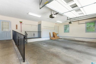 This well maintained 5 bedroom, 4 bathroom, full brick home on a - photo 37
