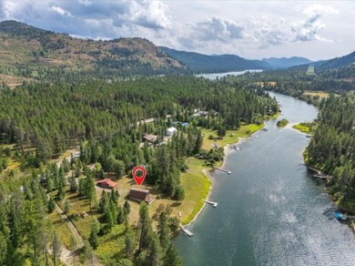 (private lake, pond, creek) Home For Sale in Cusick Washington