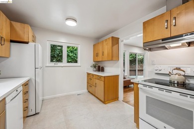 Built in 1968 and on the market for the first time, this - photo 13
