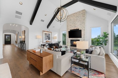 LUXURY INSPIRED RESORT LIVING-in the coveted Peninsula in - photo 13