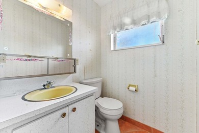 Welcome to Cresthaven Villas, a well-maintained 55+ community - photo 14