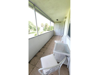 Welcome to the paradise of South Florida, resort-style social - photo 16