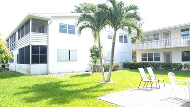 Welcome to the paradise of South Florida, resort-style social - photo 19