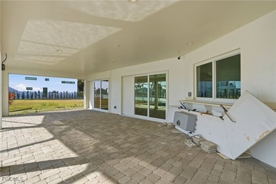 An exceptional waterfront opportunity on an 80-foot-wide lot - photo 33