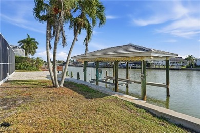 An exceptional waterfront opportunity on an 80-foot-wide lot - photo 42