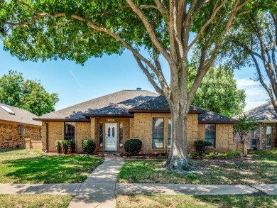 Lake Ray Hubbard Home Active Under Con in Rowlett Texas