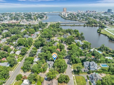 Sophisticated 5 bedroom, 5 bath Colonial perfectly positioned - photo 3