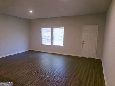 Investment opportunity at 318 Oakwood Drive in Milledgeville, GA - photo 3
