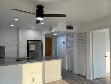 Welcome to your own slice of paradise! Bay Vista Towers is - photo 14