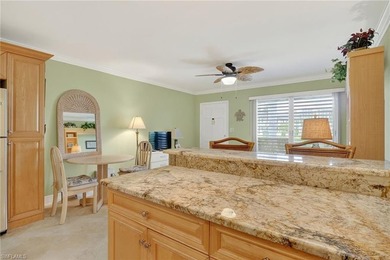 A great piece of paradise in Marco Island! Amazing opportunity - photo 4