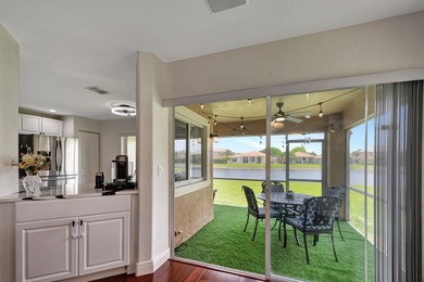 RENOVATED CORNER UNIT: 4BR/2.5BA w/ WATERFRONT FOUNTAIN views in - photo 14