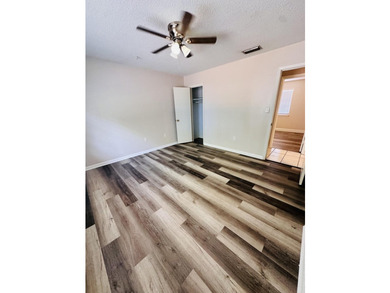 Located in the Heart of Destin on Sea View Dr (aka Christmas - photo 16