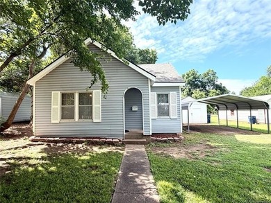 This property features a spacious two-bedroom layout with a - photo 1
