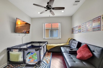 RENOVATED CORNER UNIT: 4BR/2.5BA w/ WATERFRONT FOUNTAIN views in - photo 41