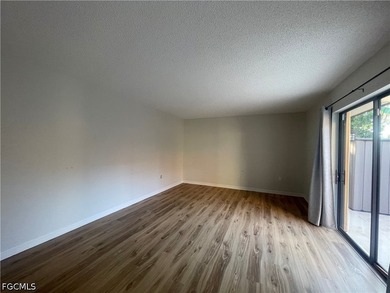Location, location! Probably one of the most beautiful Cedarbend - photo 4