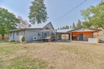 Loon Lake Home For Sale in Valley Washington