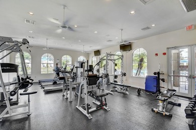 RENOVATED CORNER UNIT: 4BR/2.5BA w/ WATERFRONT FOUNTAIN views in - photo 60
