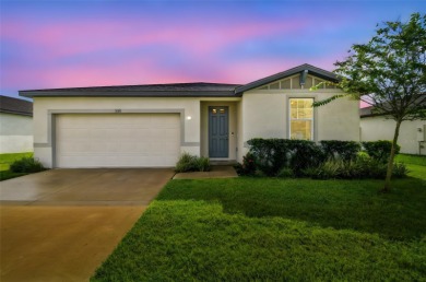 (private lake, pond, creek) Home For Sale in Plant City Florida