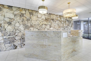 Welcome to one of North Palm Beach's premiere condo buildings - photo 4