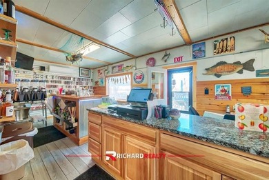 Experience a rare turnkey opportunity at Boysen Marina & - photo 21