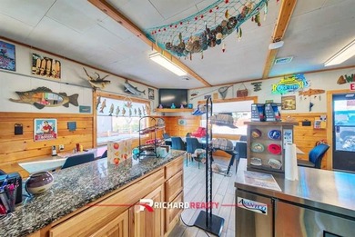 Experience a rare turnkey opportunity at Boysen Marina & - photo 22