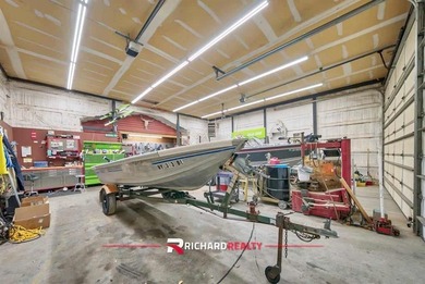 Experience a rare turnkey opportunity at Boysen Marina & - photo 38