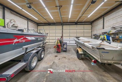 Experience a rare turnkey opportunity at Boysen Marina & - photo 40