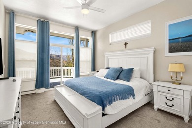 Unobstructed views! Positioned to capture sweeping mountain - photo 16