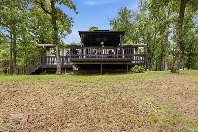 Wake up to breathtaking views of Greers Ferry Lake from the - photo 19
