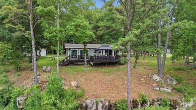Wake up to breathtaking views of Greers Ferry Lake from the - photo 20