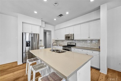 Welcome to 189 Patria, a beautifully appointed end-unit townhome - photo 10