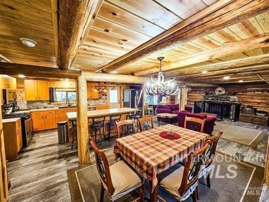NEWLY REMODELED LOG HOME in the great community if DIXIE, IDAHO - photo 24