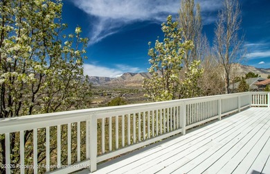 Unobstructed views! Positioned to capture sweeping mountain - photo 25