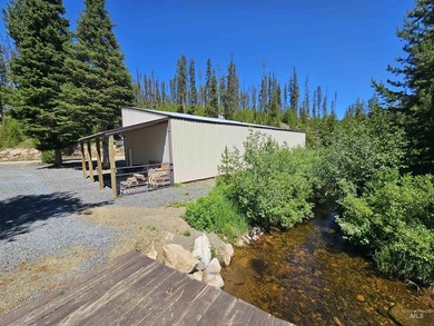 NEWLY REMODELED LOG HOME in the great community if DIXIE, IDAHO - photo 26