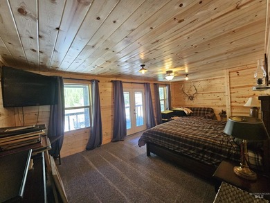 NEWLY REMODELED LOG HOME in the great community if DIXIE, IDAHO - photo 30