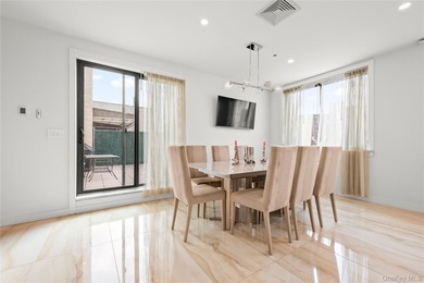 Experience luxury penthouse living in the heart of Rego Park! - photo 8