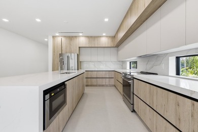 Introducing a newly built 3-bedroom, 3.5-bath luxury townhome in - photo 10