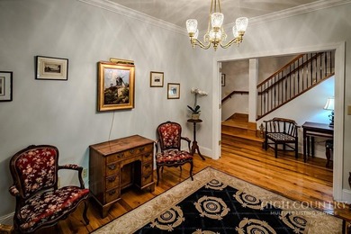 Affectionately known as *Mont Maison* this stunning contemporary - photo 12
