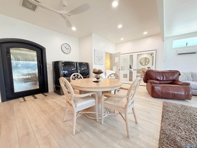Lake life is Here... This beautifully updated 2 bed 3 bath home - photo 2