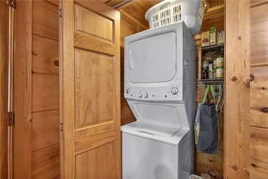 Nestled on an expansive 3.34-acre lot with absolutely no HOA or - photo 16
