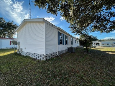 This 1995 manufactured home features 2 bedrooms and 2 bathrooms - photo 17